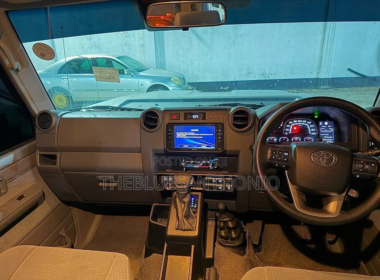 Toyota Land Cruiser 2025 Gray