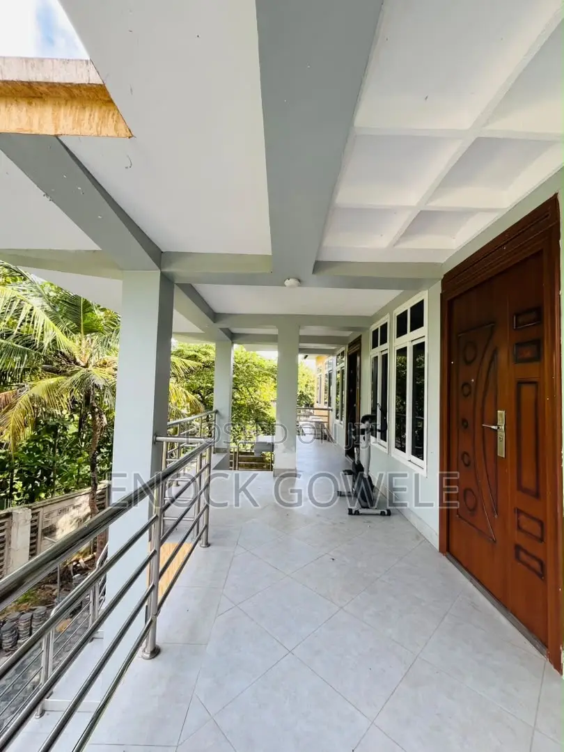 3bdrm Apartment in Makongo, Goba for rent