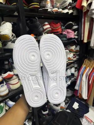 Airforce 1 Kwa Tuu