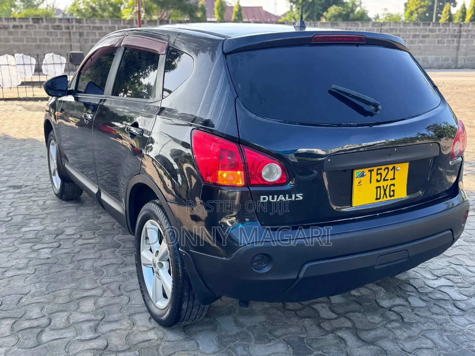 Nissan Dualis 2010 Black