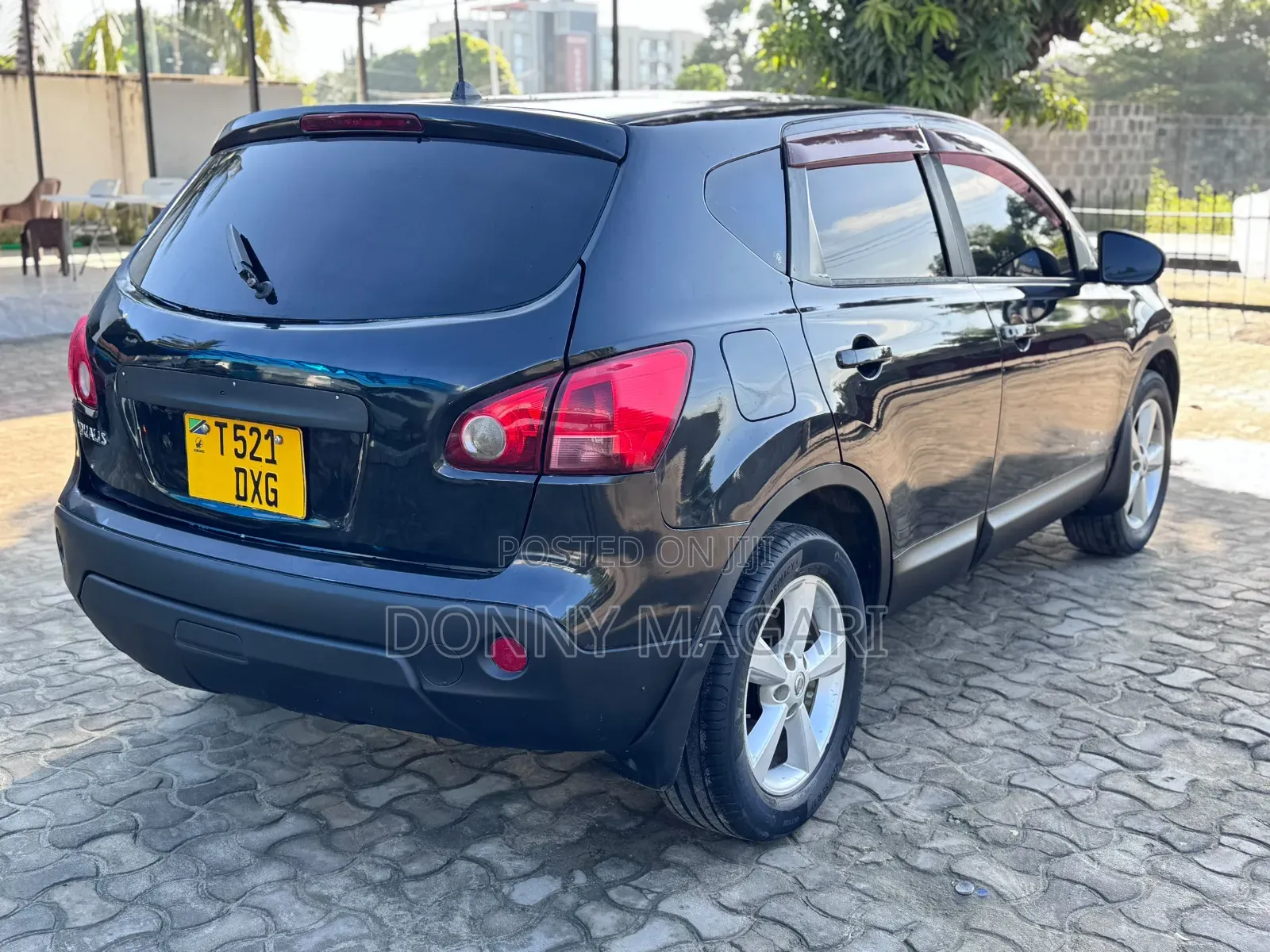 Nissan Dualis 2010 Black