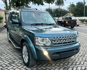 Land Rover Discovery 2013 Blue