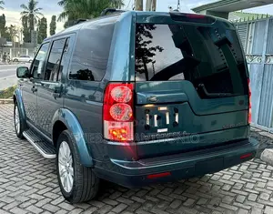 Land Rover Discovery 2013 Blue