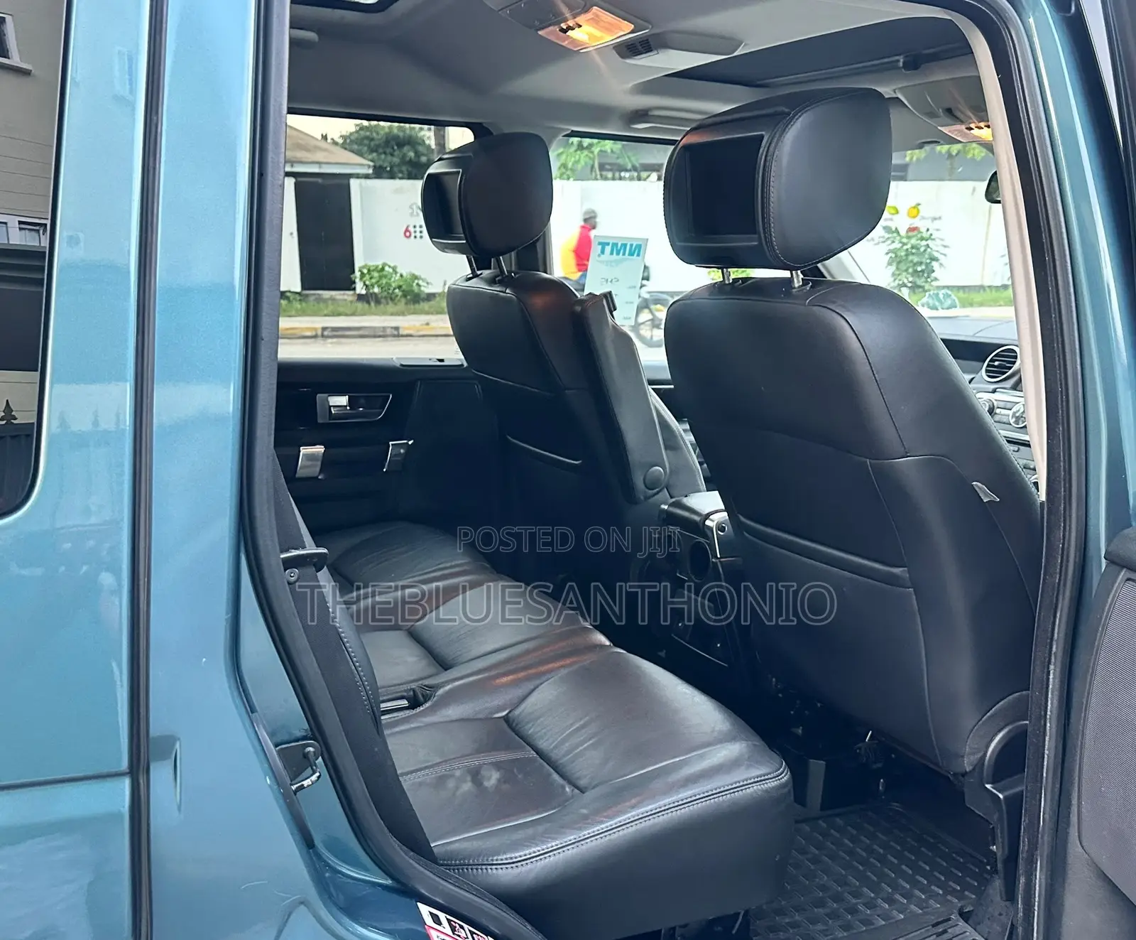 Land Rover Discovery 2013 Blue