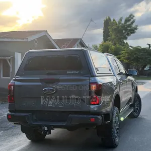 Ford Ranger Wildtrak 2024 Gray