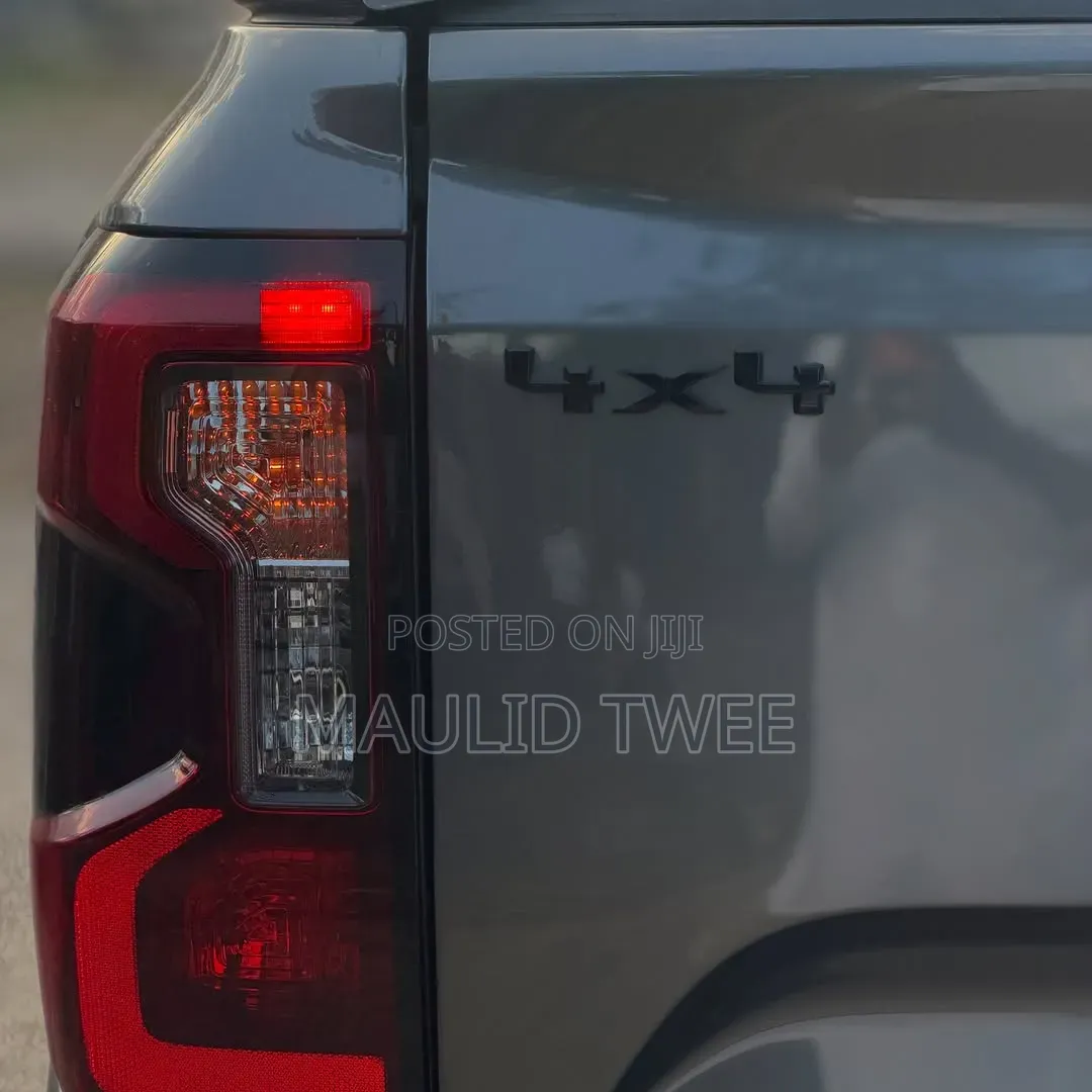 Ford Ranger Wildtrak 2024 Gray