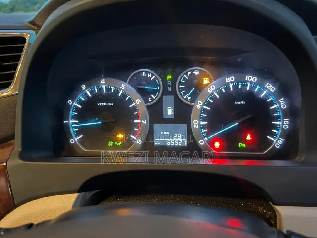Toyota Alphard 2009 Pearl