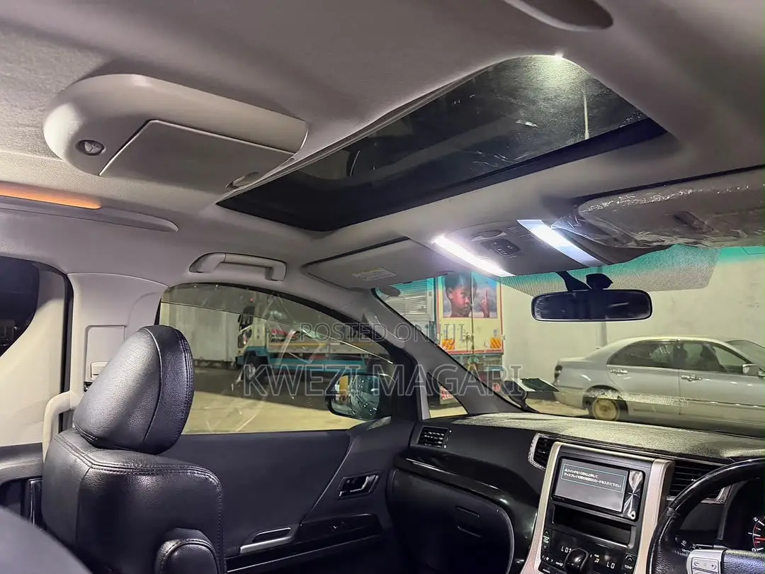 Toyota Alphard 2010 Black