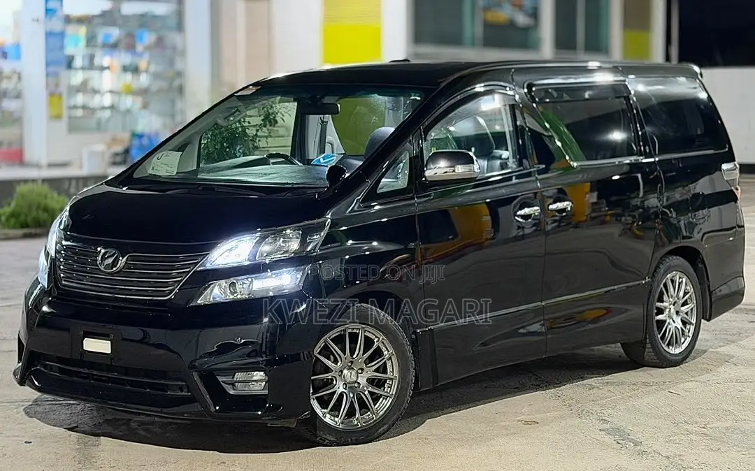 Toyota Alphard 2010 Black