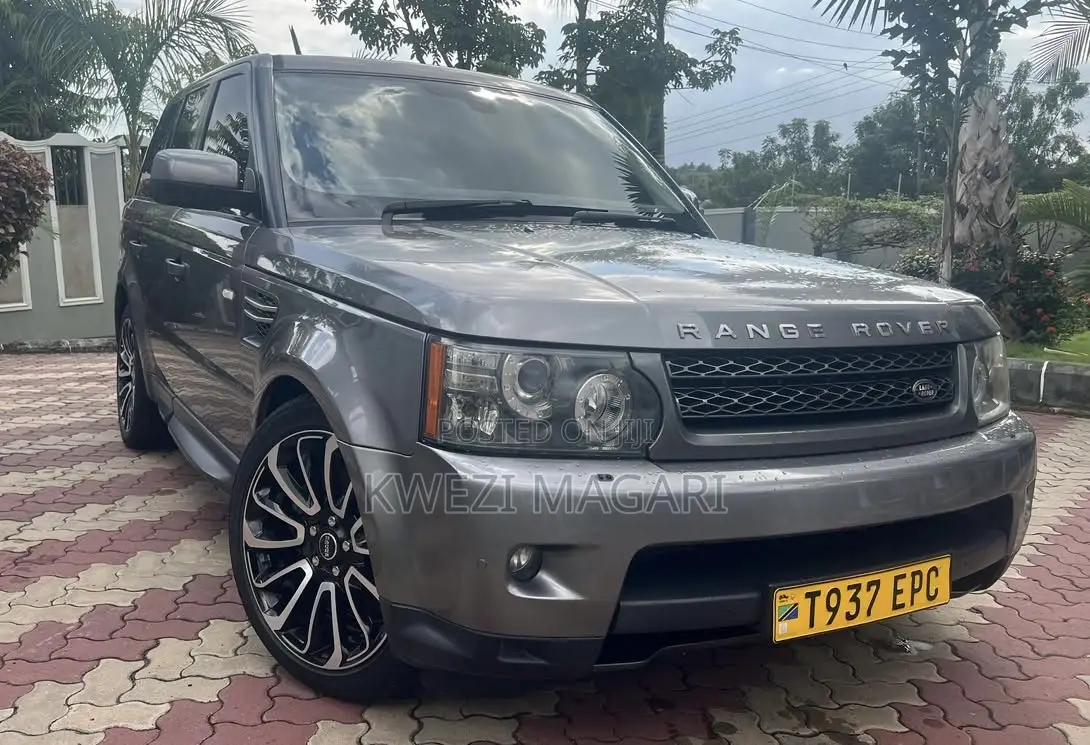 Land Rover Range Rover Sport 2010 Gray