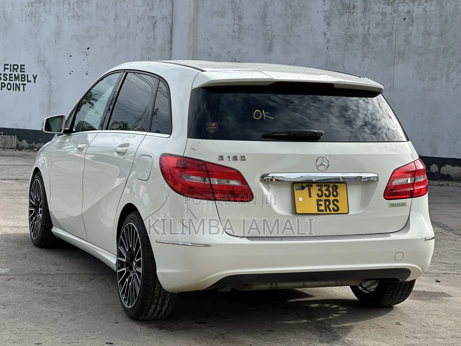Mercedes-Benz B-Class 2014 White