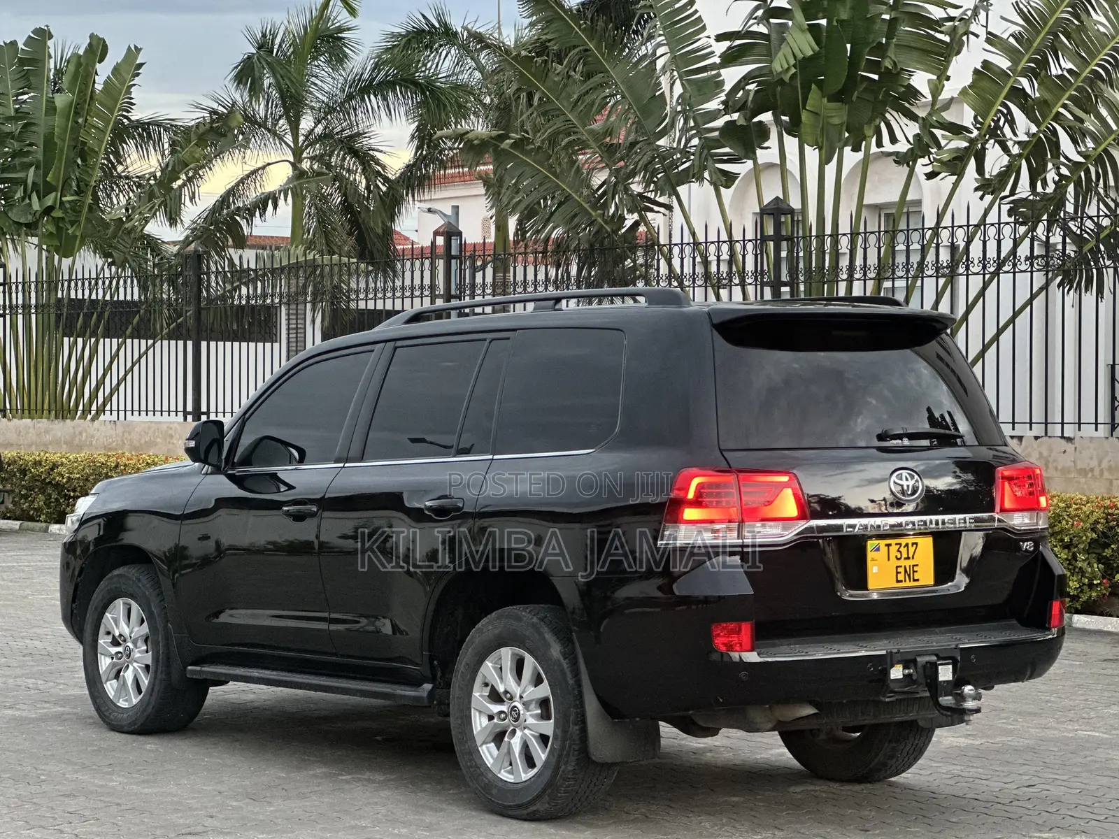 Toyota Land Cruiser 2021 Black