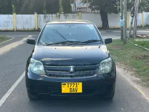 Toyota IST 2005 Black