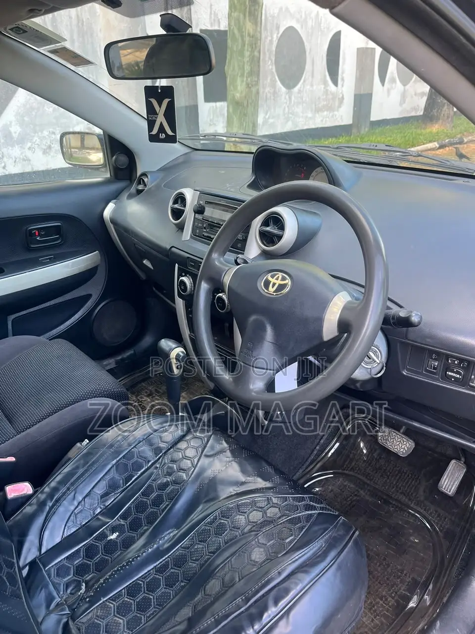 Toyota IST 2005 Black