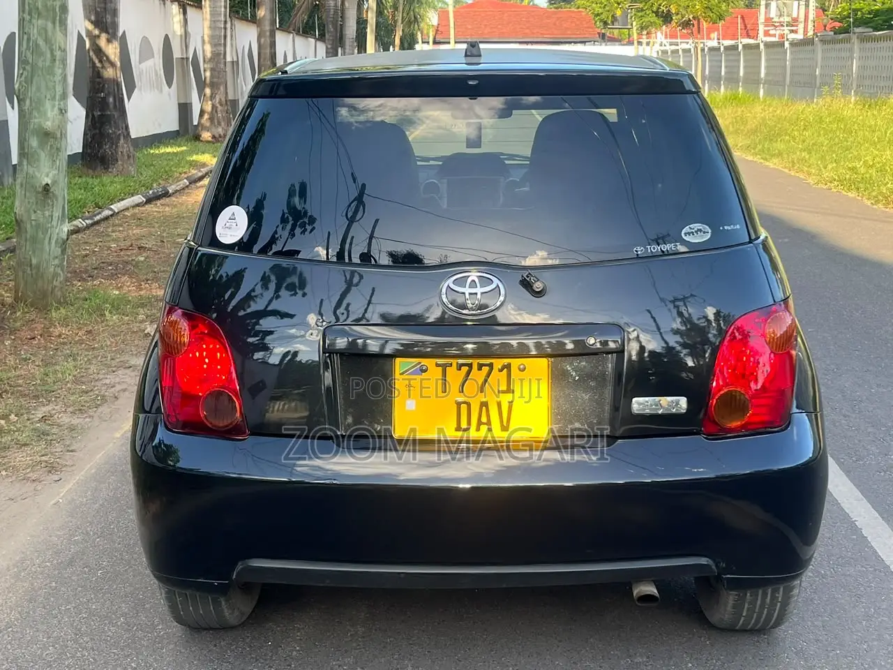 Toyota IST 2005 Black