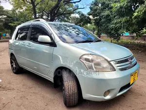 Toyota Raum 2003 Blue