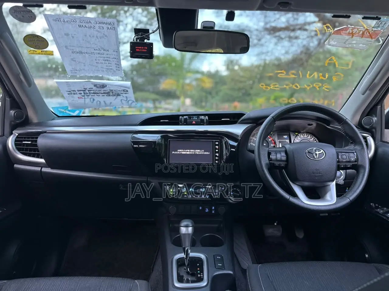 Toyota Hilux 2022 Gray