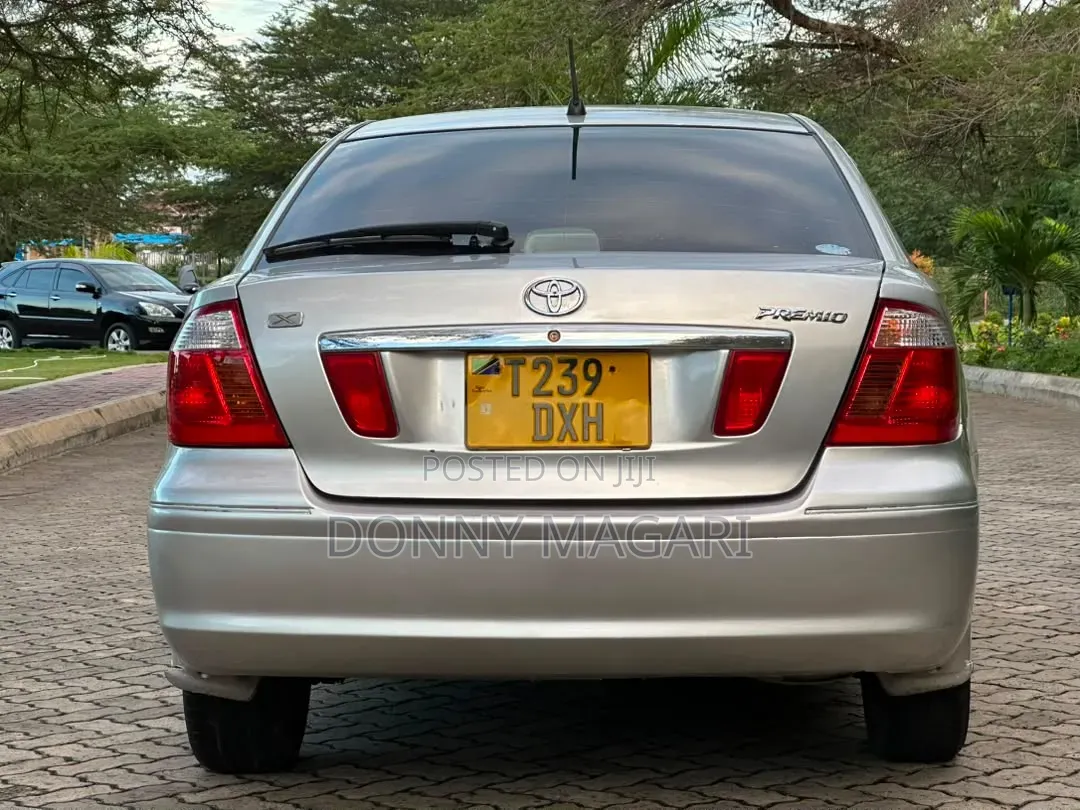 Toyota Premio 2004 Silver