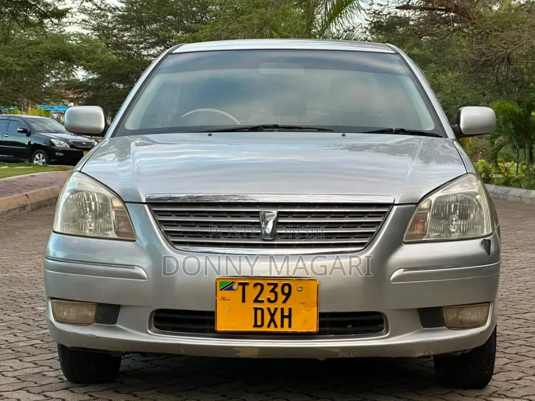 Toyota Premio 2004 Silver