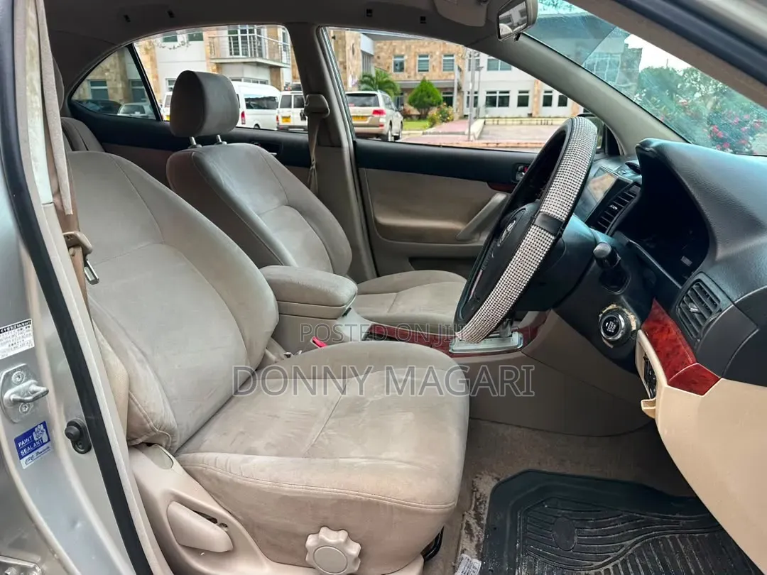 Toyota Premio 2004 Silver