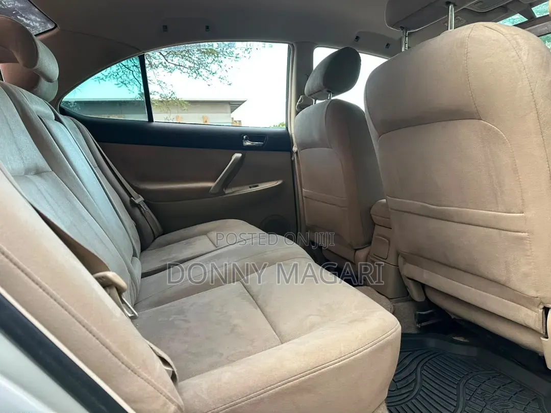 Toyota Premio 2004 Silver