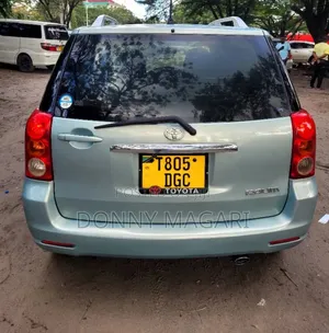 Toyota Raum 2008 Blue