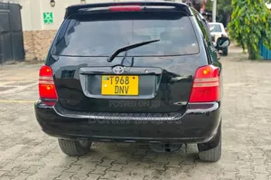 Toyota Kluger 2004 Black