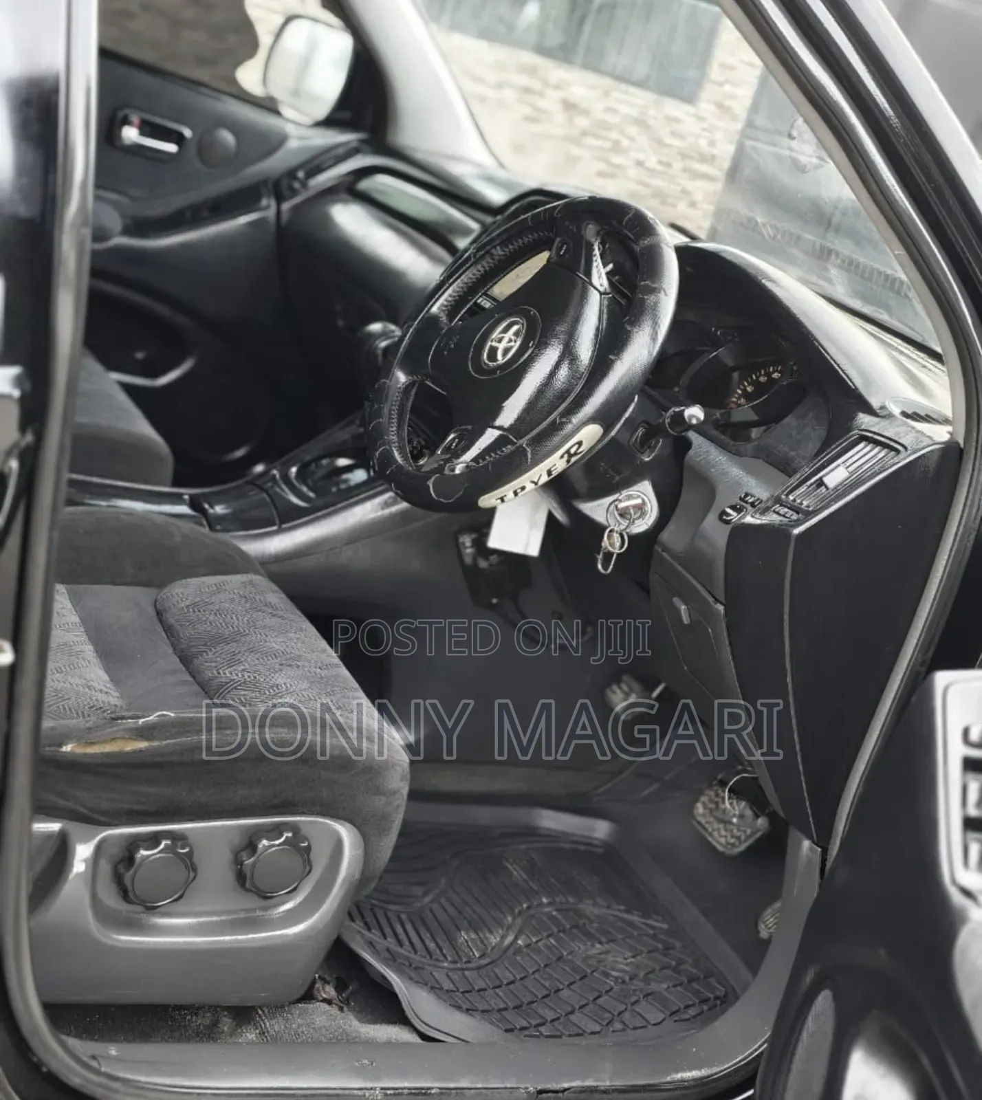 Toyota Kluger 2004 Black