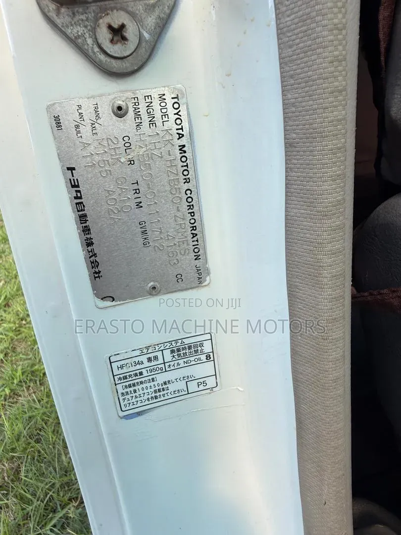 Toyota Coaster 2004