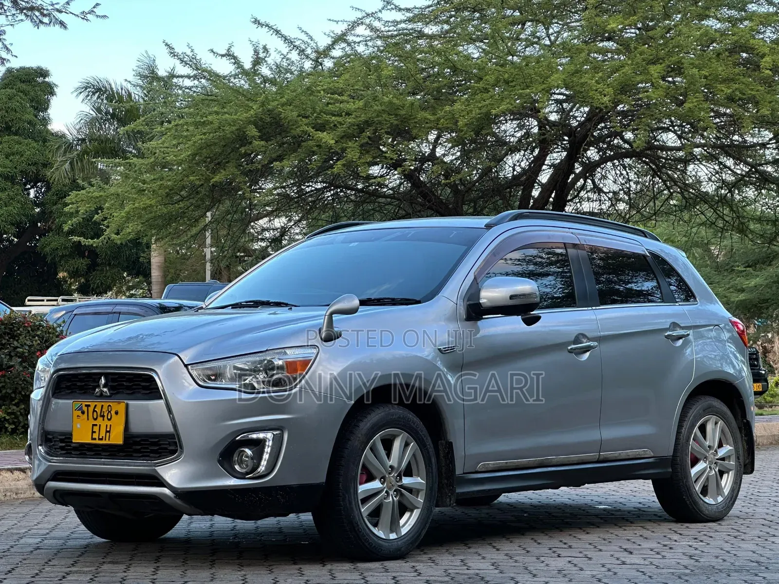 Mitsubishi RVR 2014 Silver