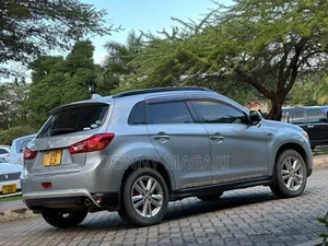 Mitsubishi RVR 2014 Silver
