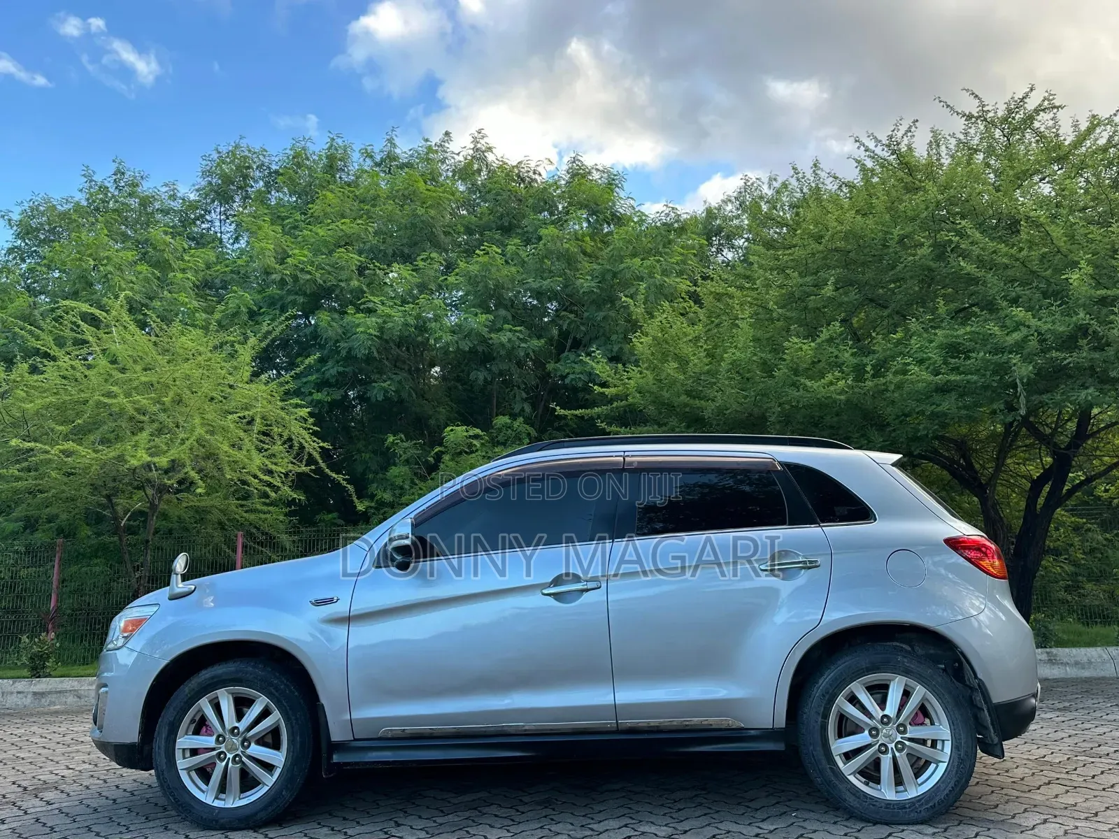 Mitsubishi RVR 2014 Silver