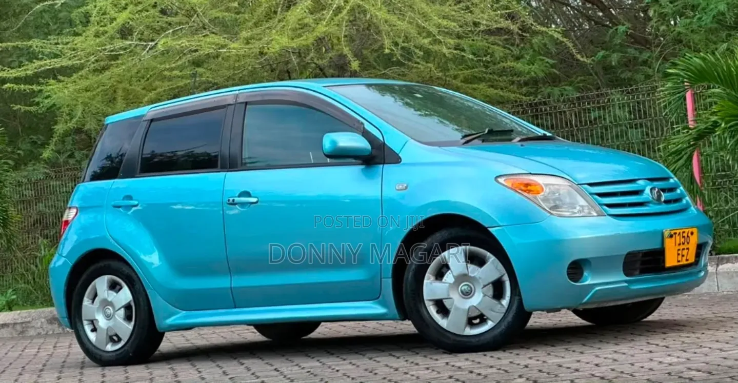 Toyota IST 2006 Blue