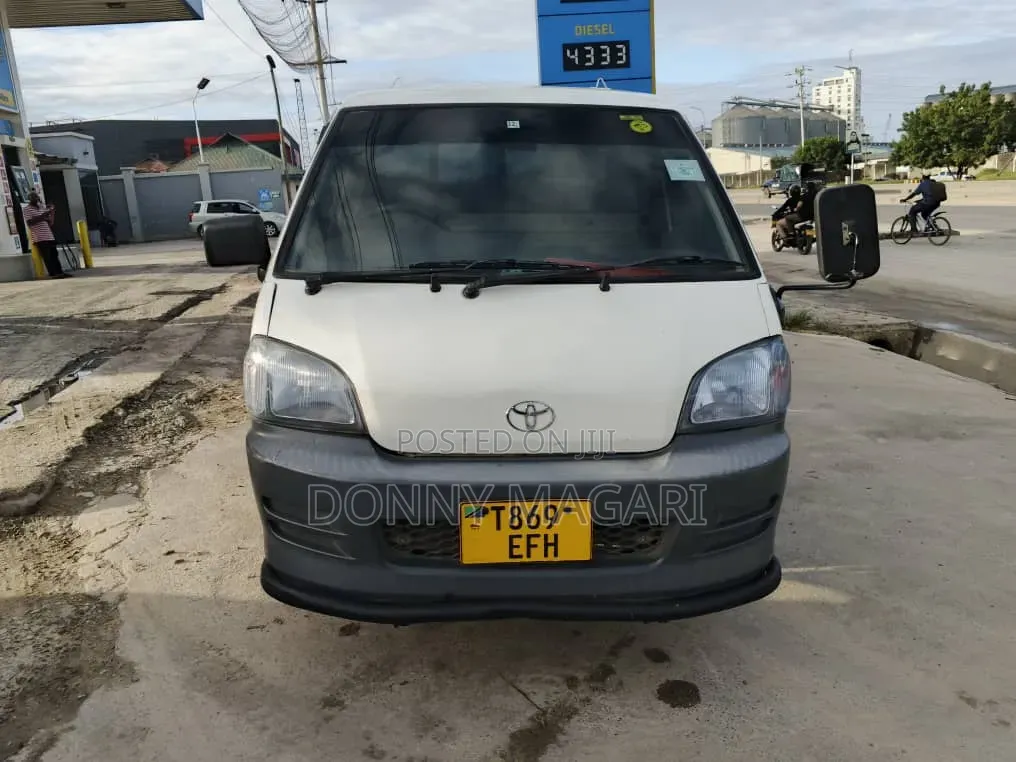 Toyota Townance Injection