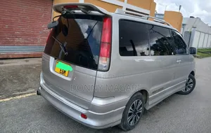 Toyota Noah 2001 Silver
