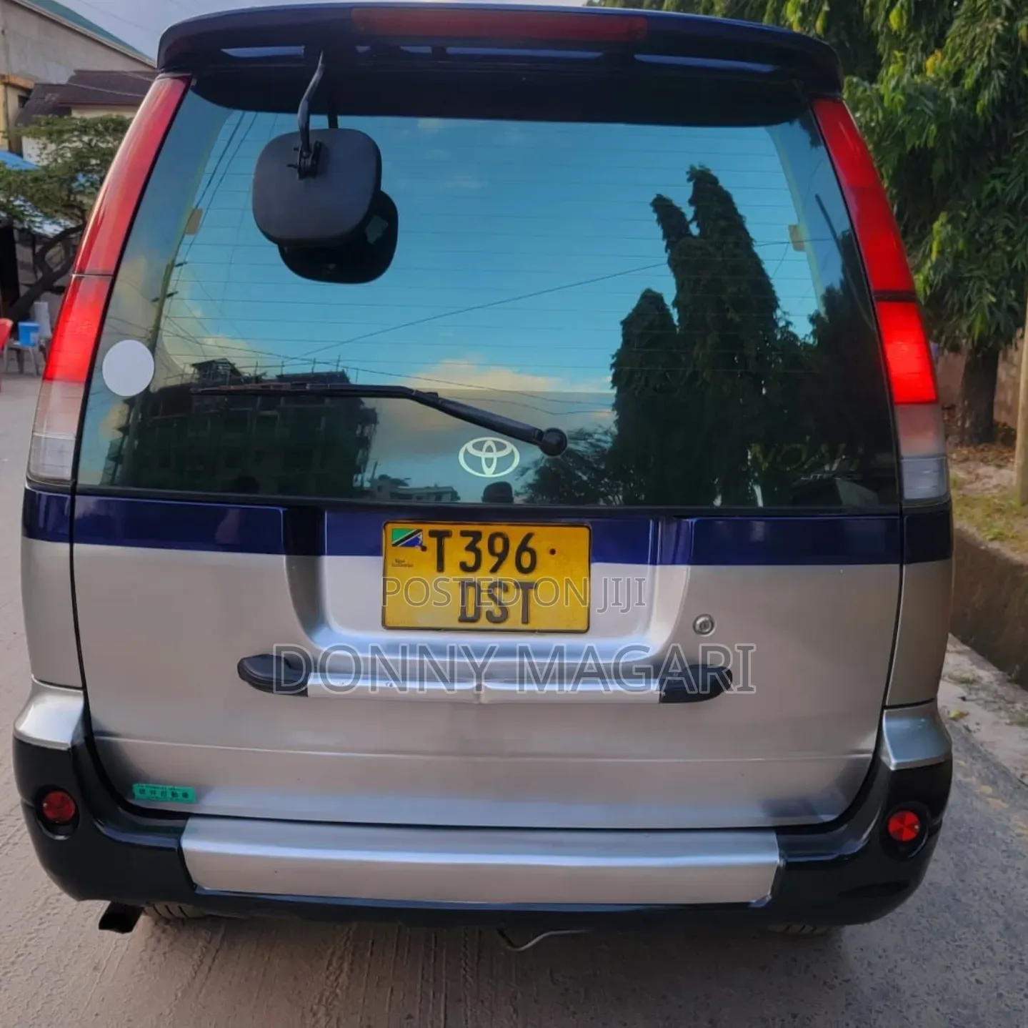 Toyota Noah 2003 Blue