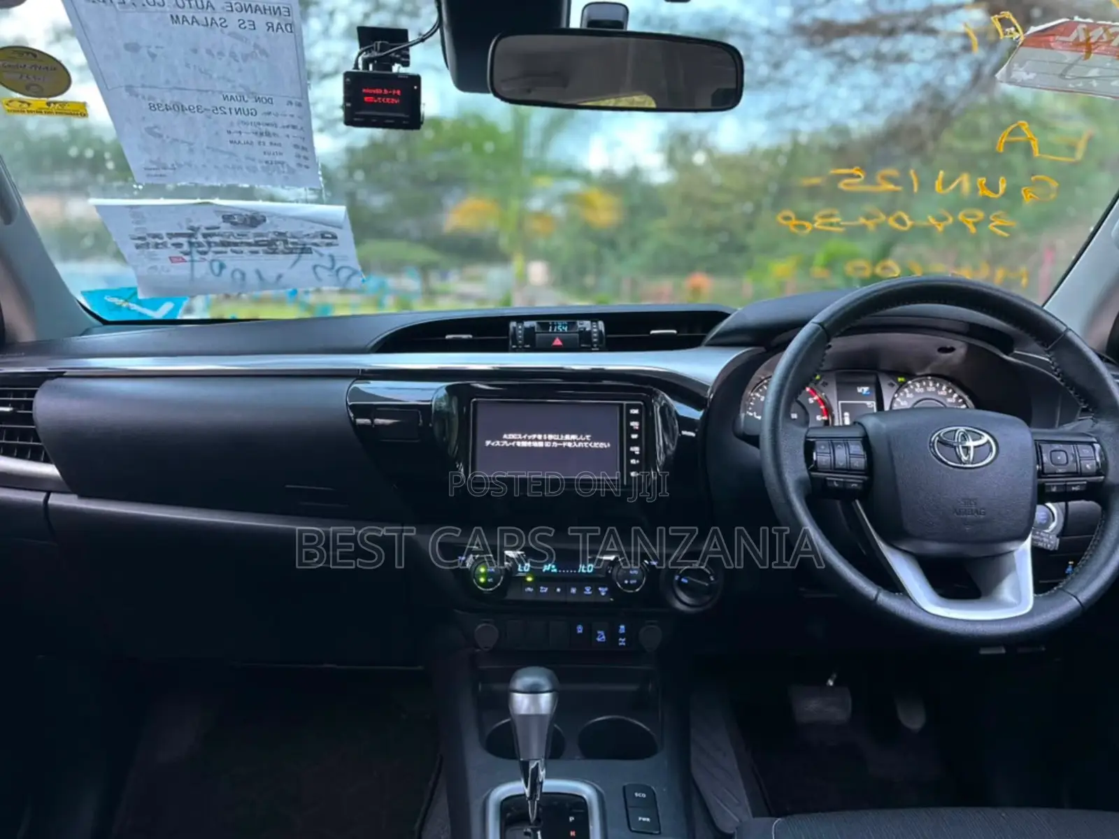 Toyota Hilux 2022 Gray