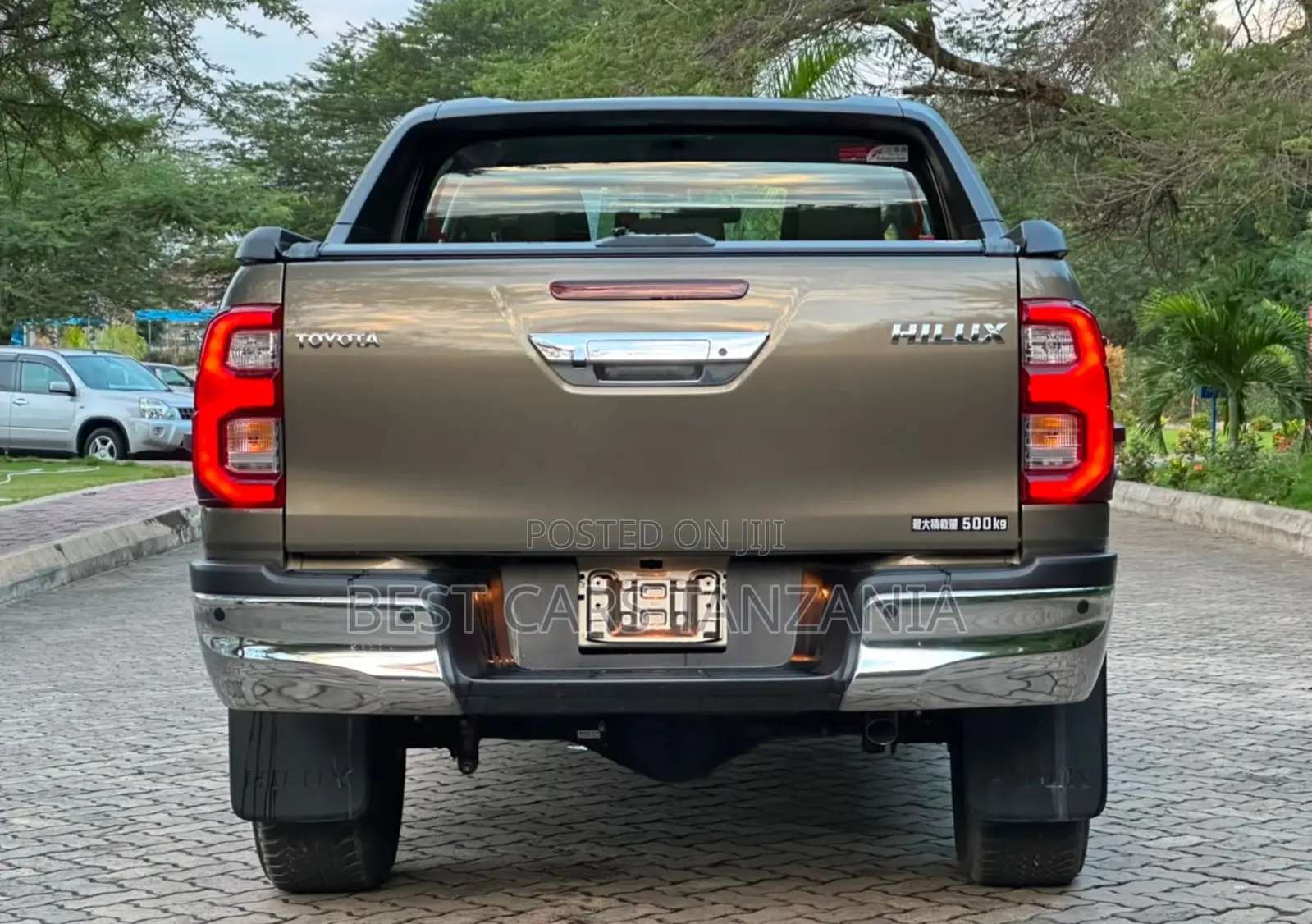 Toyota Hilux 2022 Gray