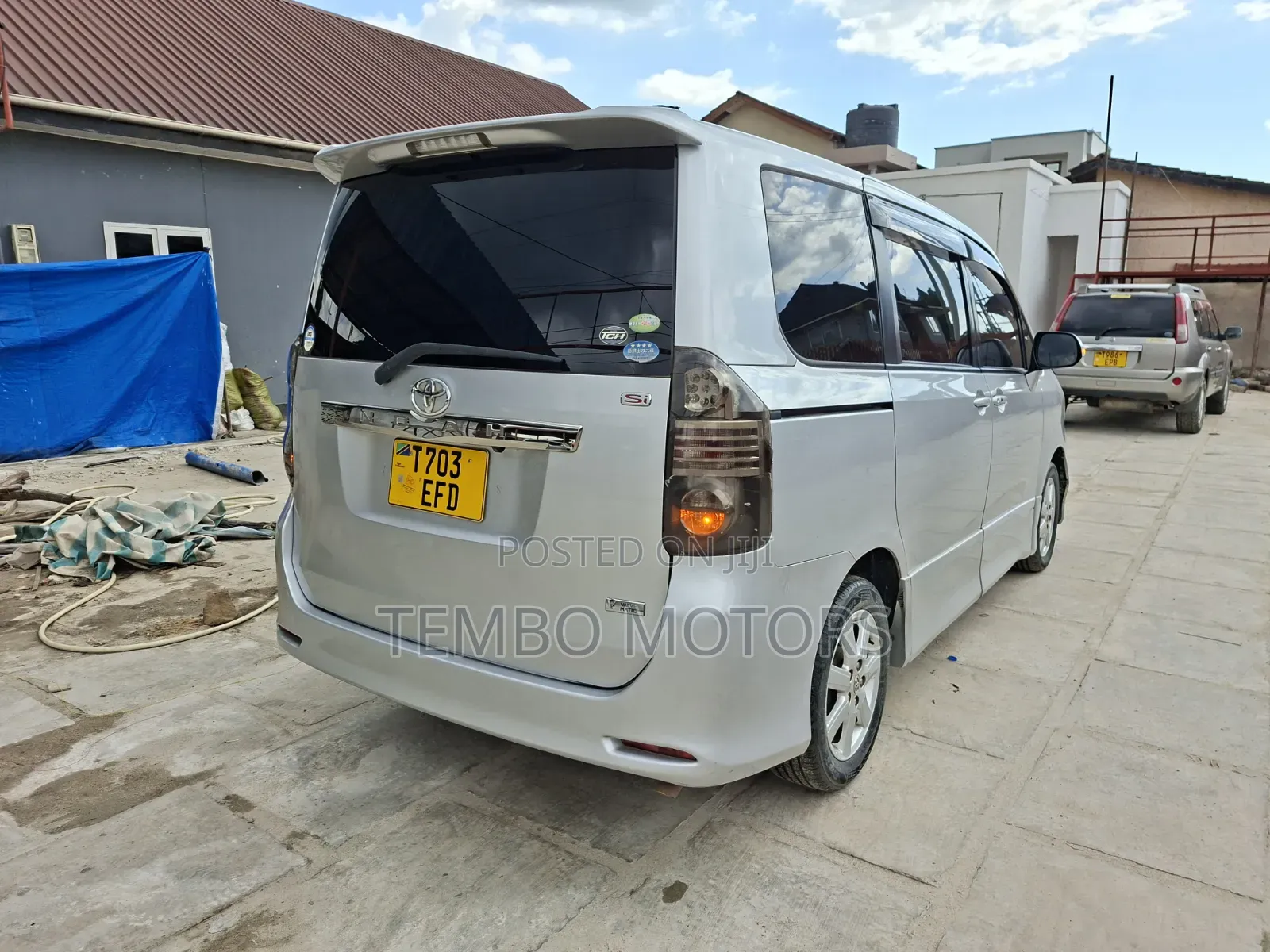 Toyota Noah 2007 Silver