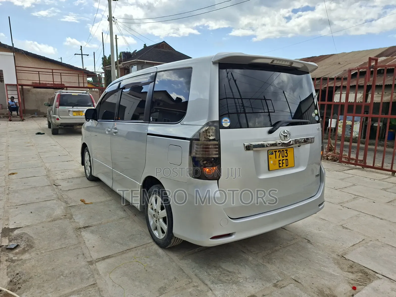 Toyota Noah 2007 Silver