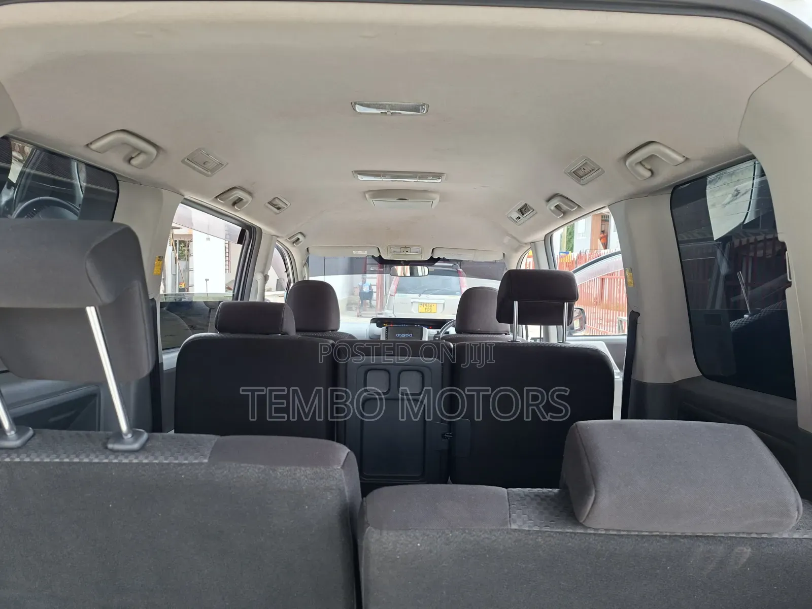 Toyota Noah 2007 Silver