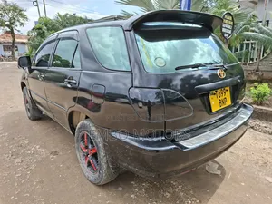 Toyota Harrier 2002 Black
