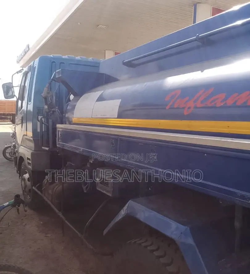 Mobile Tanker Fuso on Sale