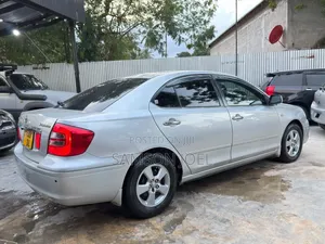 Toyota Premio 2005 Silver
