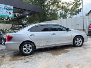 Toyota Premio 2005 Silver