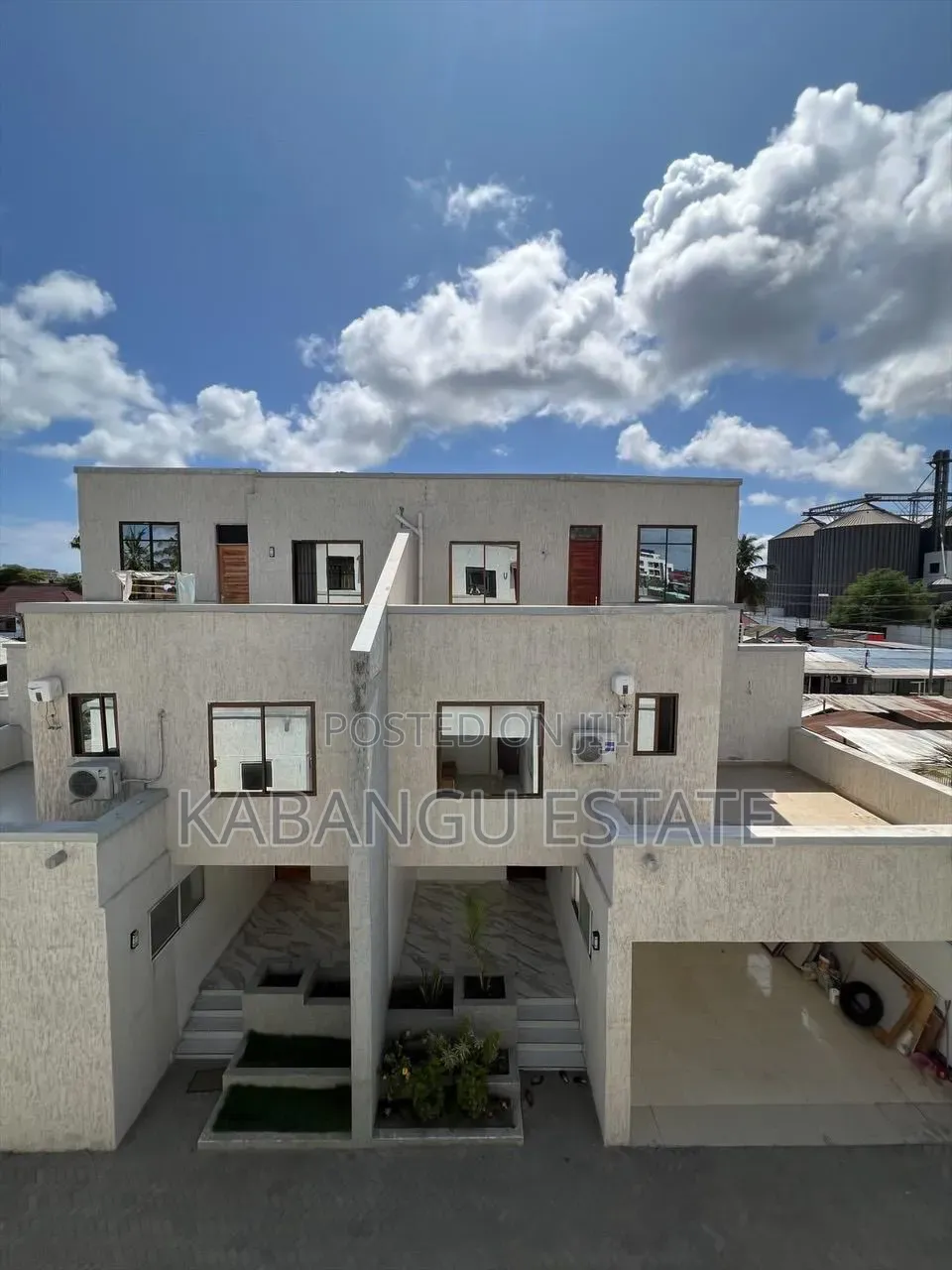 Furnished 4bdrm Villa in Mikocheni for rent