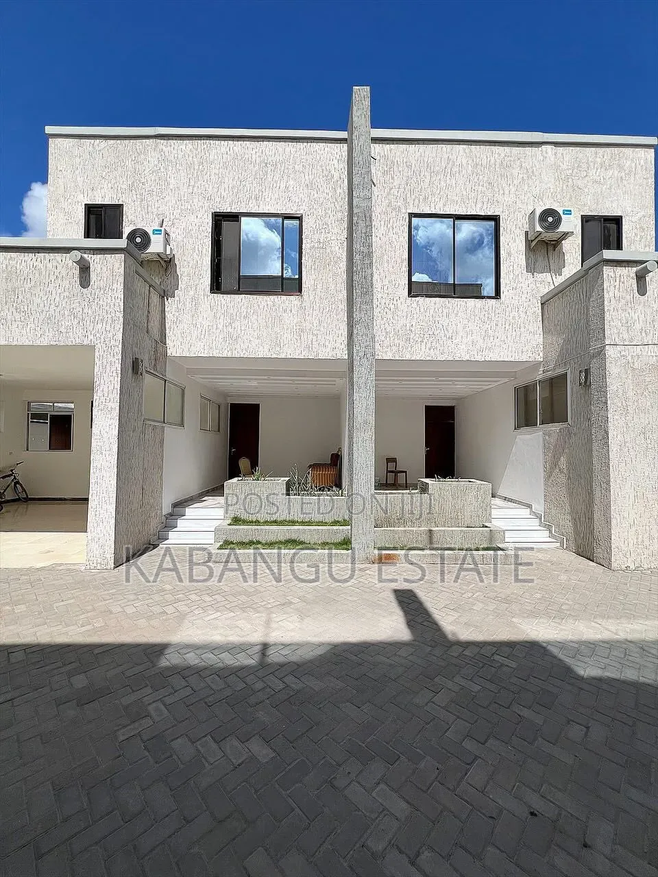 Furnished 4bdrm Villa in Mikocheni for rent