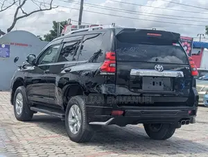 Toyota Land Cruiser Prado 2021 Black