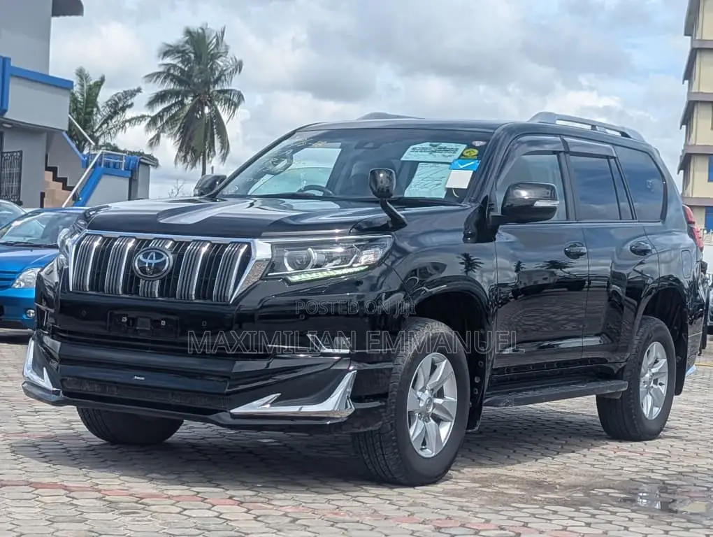Toyota Land Cruiser Prado 2021 Black
