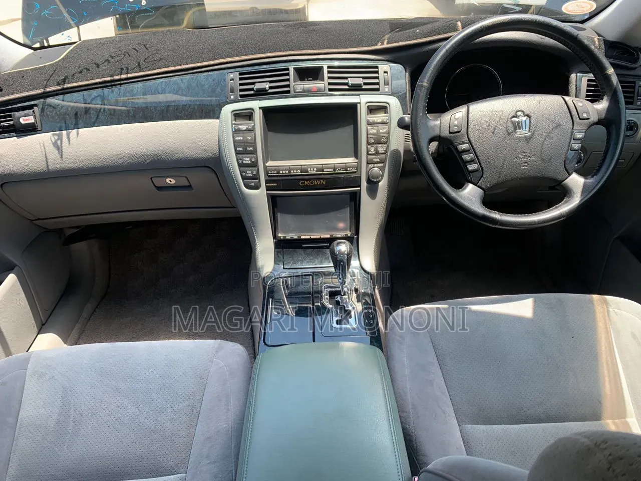 Toyota Crown 2006 Black